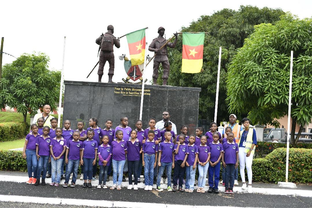 Sortie éducative à la base navale de Douala