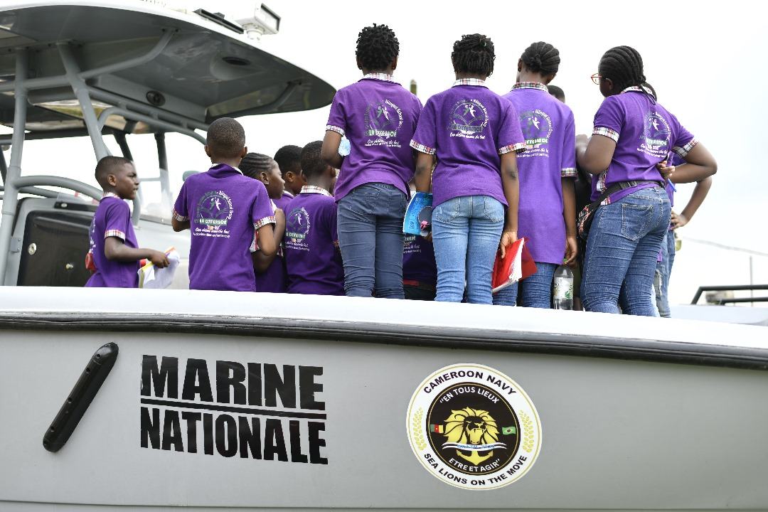Sortie éducative à la base navale de Douala