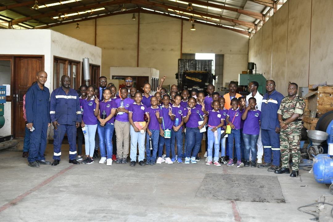 Sortie éducative à la base navale de Douala